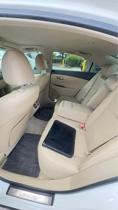 2009 Lexus ES 5th Gen - Image 11 of 21