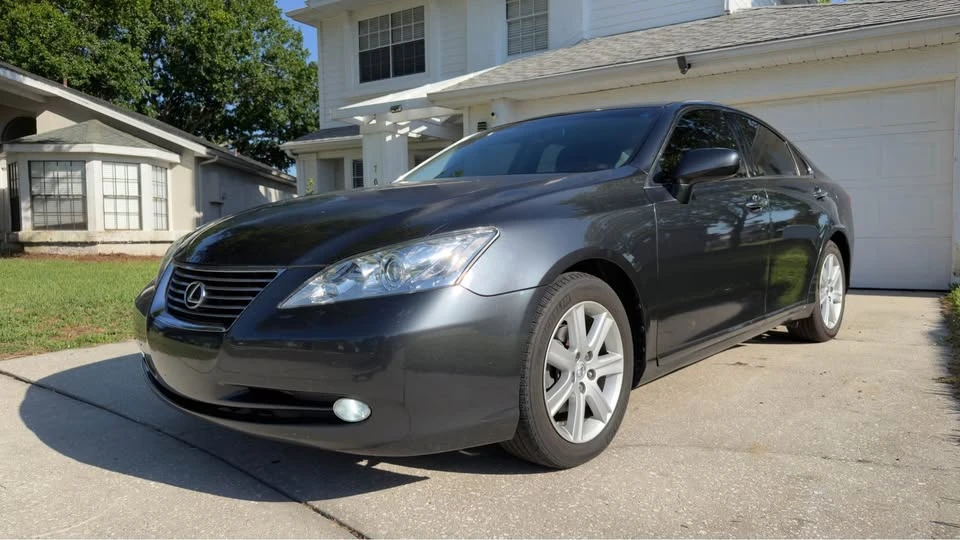2009 Lexus ES 5th Gen - Image 2 of 20