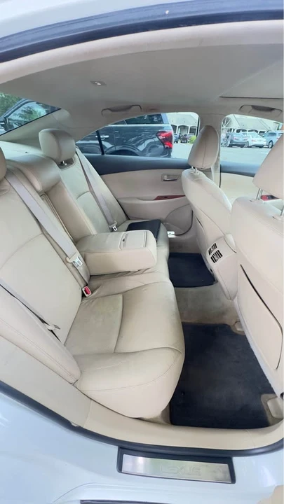 2009 Lexus ES 5th Gen - Image 12 of 21