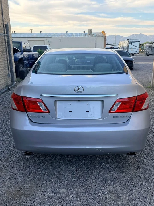 2009 Lexus ES 5th Gen - Image 4 of 17