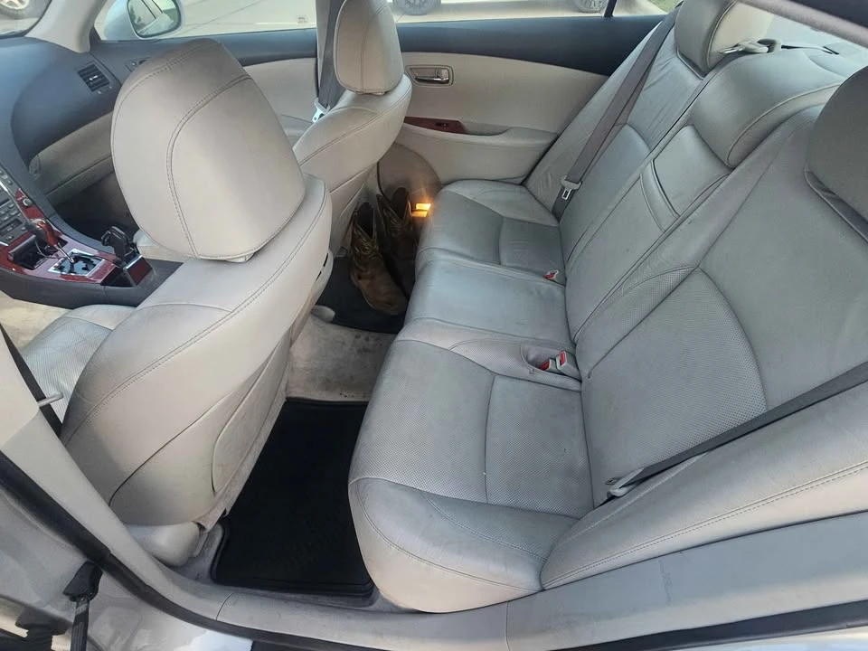 2009 Lexus ES 5th Gen - Image 2 of 8