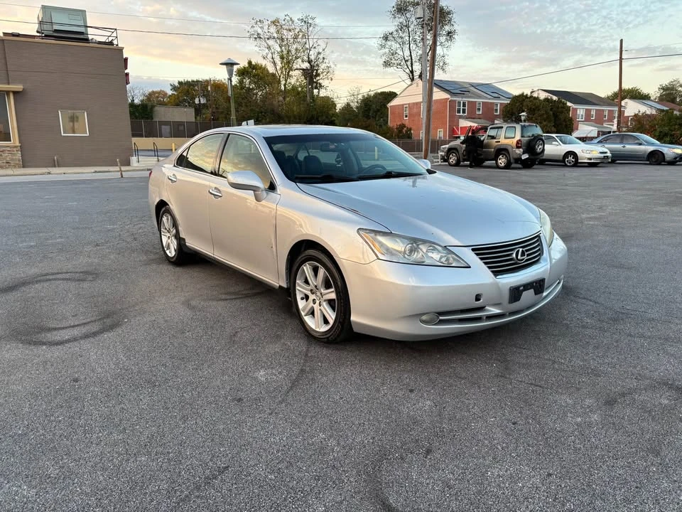 2009 Lexus ES 4th Gen - Image 2 of 8
