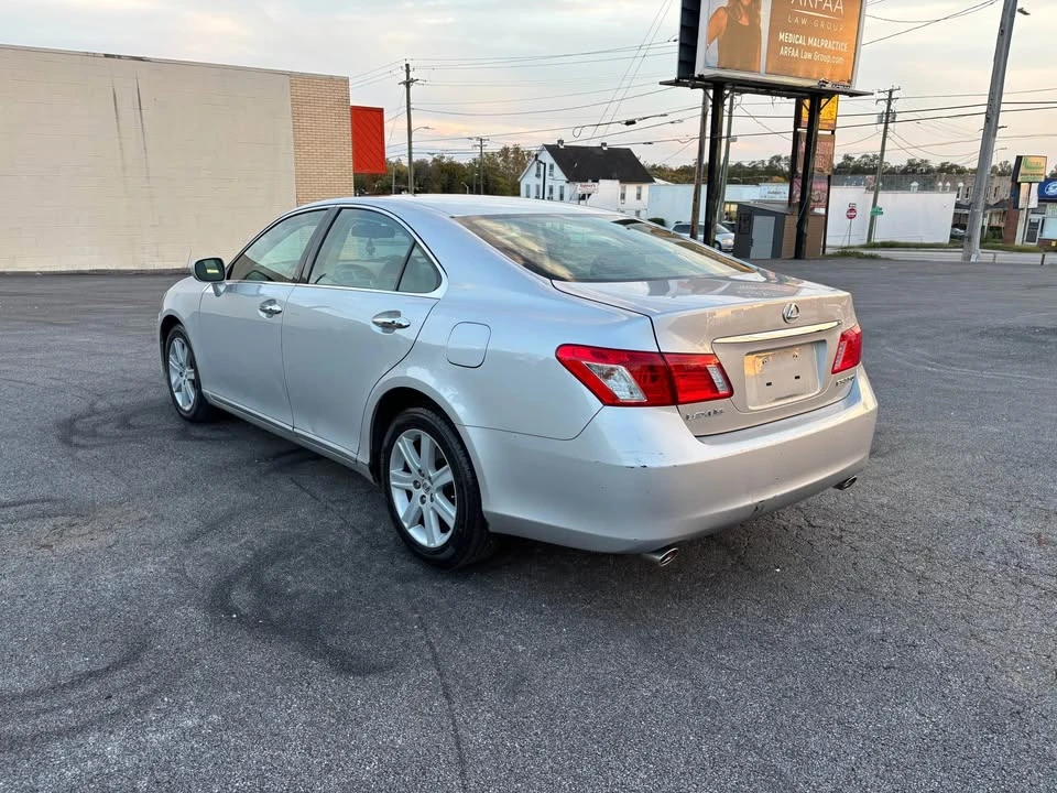 2009 Lexus ES 4th Gen - Image 5 of 8
