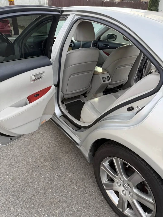 2009 Lexus ES 5th Gen - Image 6 of 9