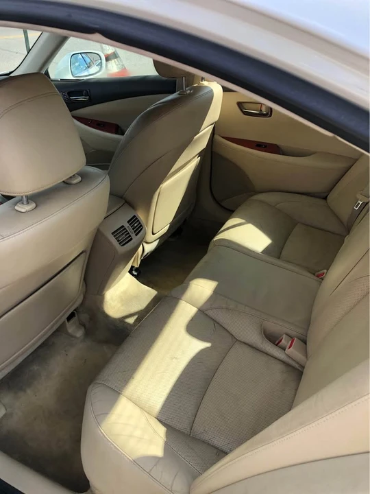 2009 Lexus ES 5th Gen - Image 12 of 13