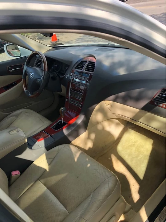 2009 Lexus ES 5th Gen - Image 11 of 13