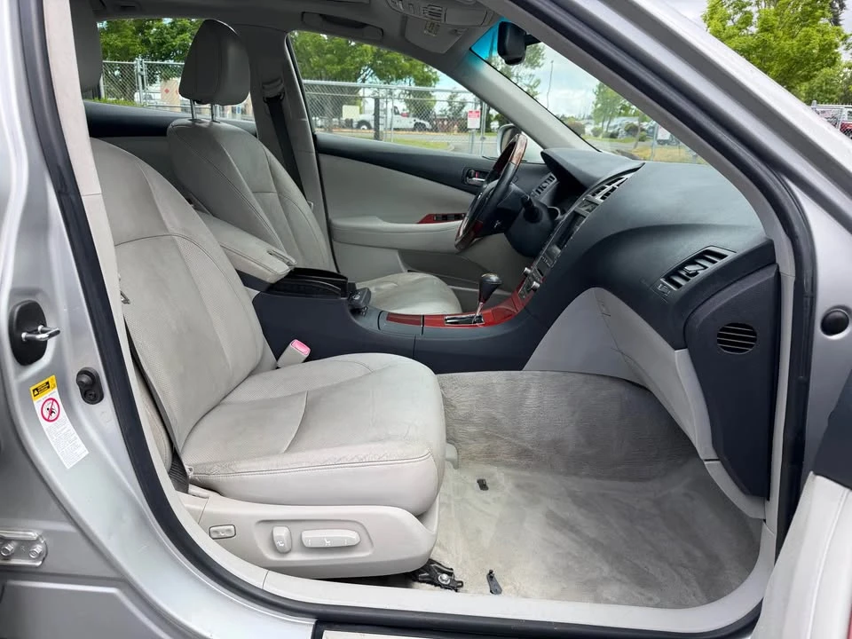 2009 Lexus ES 5th Gen - Image 13 of 18