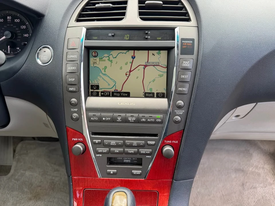 2009 Lexus ES 5th Gen - Image 15 of 18