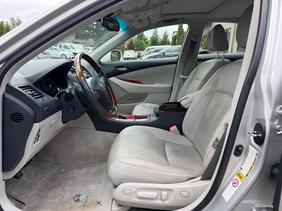 2009 Lexus ES 5th Gen - Image 9 of 18