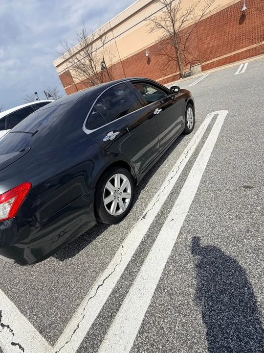 2009 Lexus ES 5th Gen - Image 2 of 7