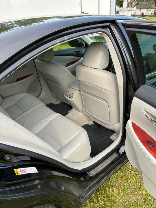 2009 Lexus ES 5th Gen - Image 9 of 11