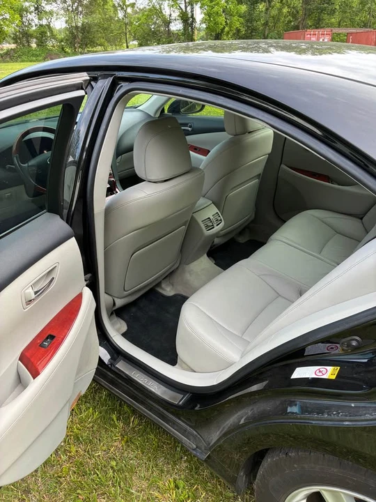 2009 Lexus ES 5th Gen - Image 8 of 11