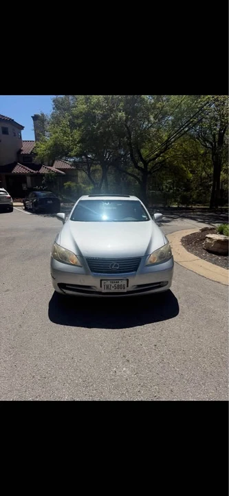 2009 Lexus ES 5th Gen - Image 2 of 10
