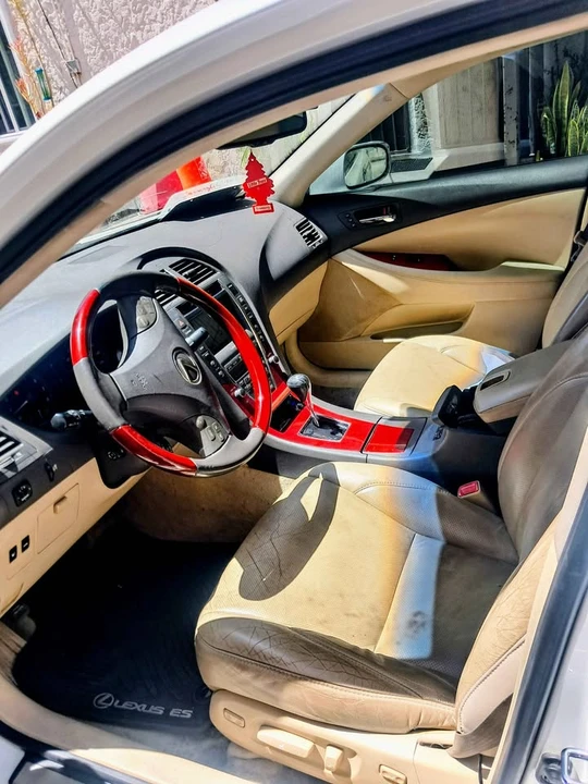 2009 Lexus ES 5th Gen - Image 6 of 9