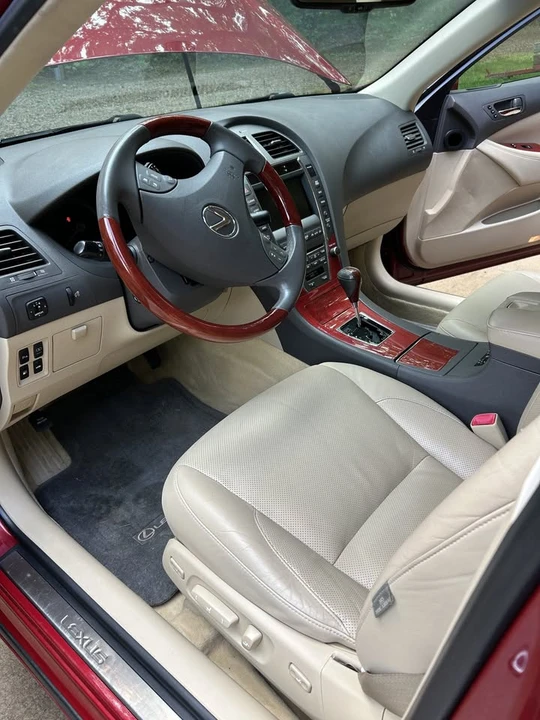 2009 Lexus ES 5th Gen - Image 6 of 11