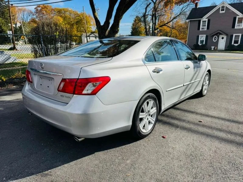 2009 Lexus ES 4th Gen - Image 4 of 12