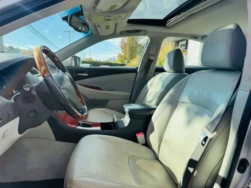2009 Lexus ES 4th Gen - Image 10 of 12
