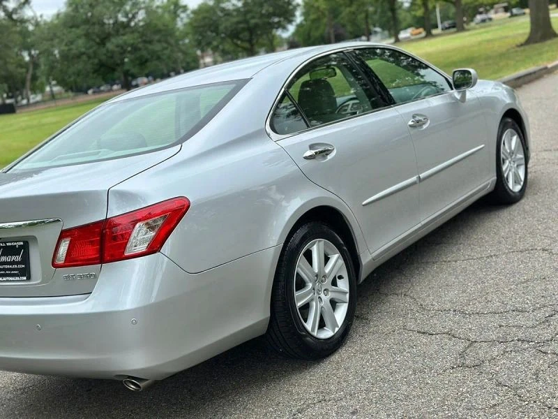 2009 Lexus ES 4th Gen - Image 12 of 12