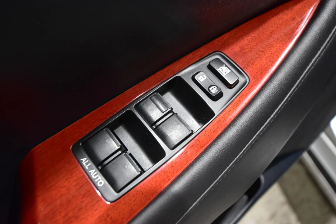 2009 Lexus ES 5th Gen - Image 12 of 12