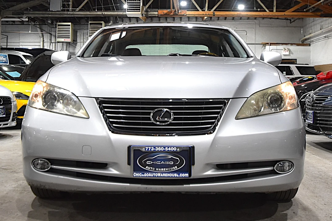 2009 Lexus ES 5th Gen - Image 2 of 12