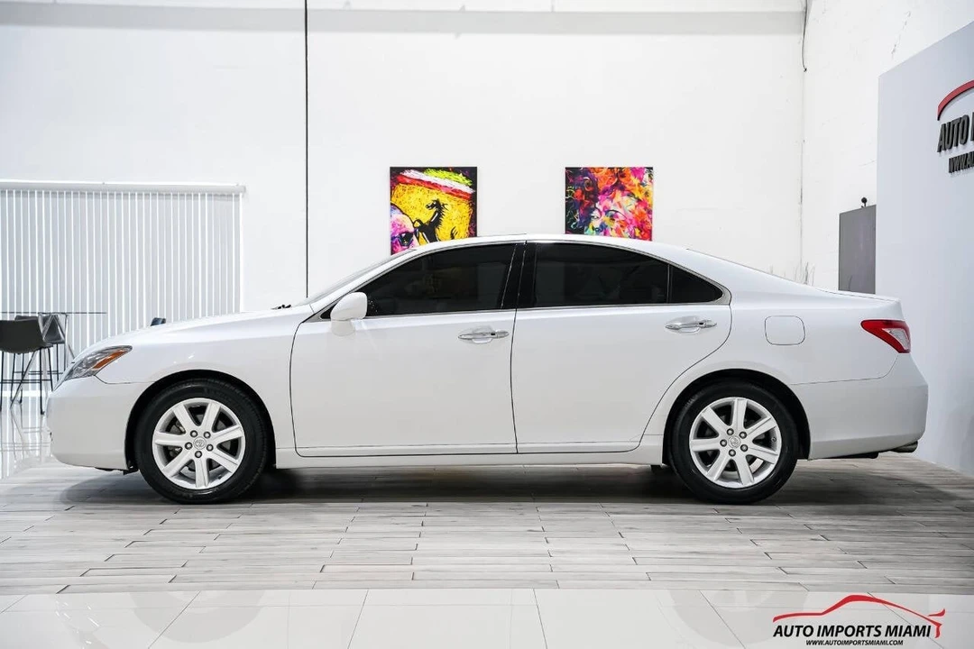 2009 Lexus ES 5th Gen - Image 13 of 21