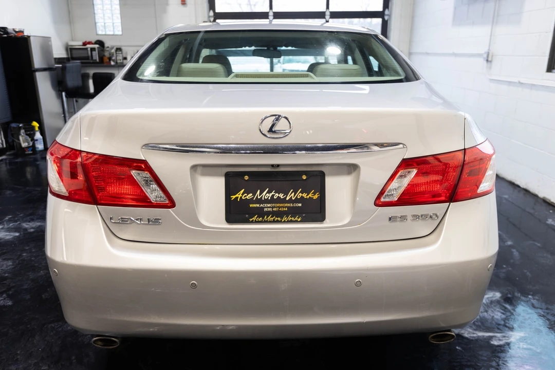 2009 Lexus ES 5th Gen - Image 9 of 12