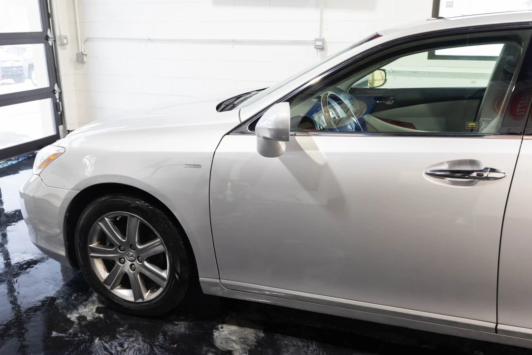 2009 Lexus ES 5th Gen - Image 3 of 12