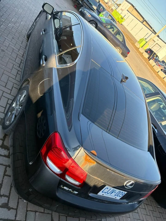 2009 Lexus GS 3rd Gen - Image 2 of 19