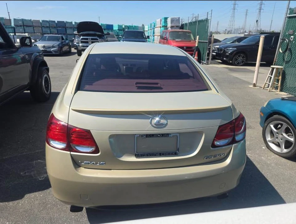 2009 Lexus GS 3rd Gen - Image 2 of 11