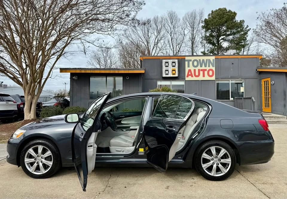 2009 Lexus GS 3rd Gen - Image 18 of 20