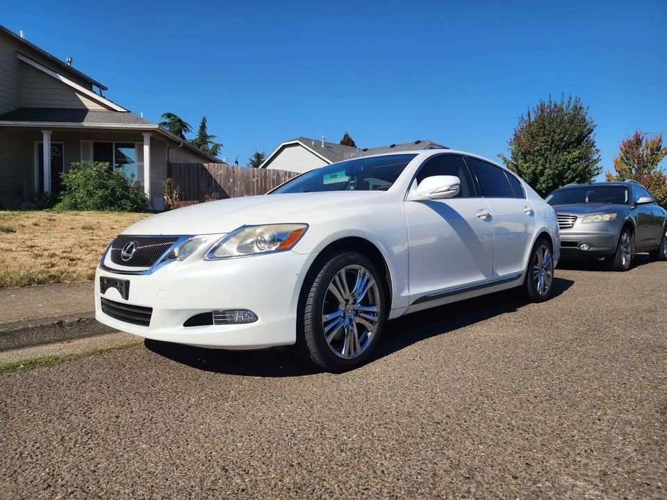 2009 Lexus GS 3rd Gen - Image 2 of 13