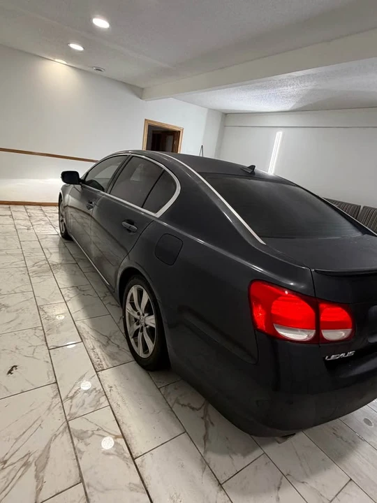 2009 Lexus GS 3rd Gen - Image 4 of 15