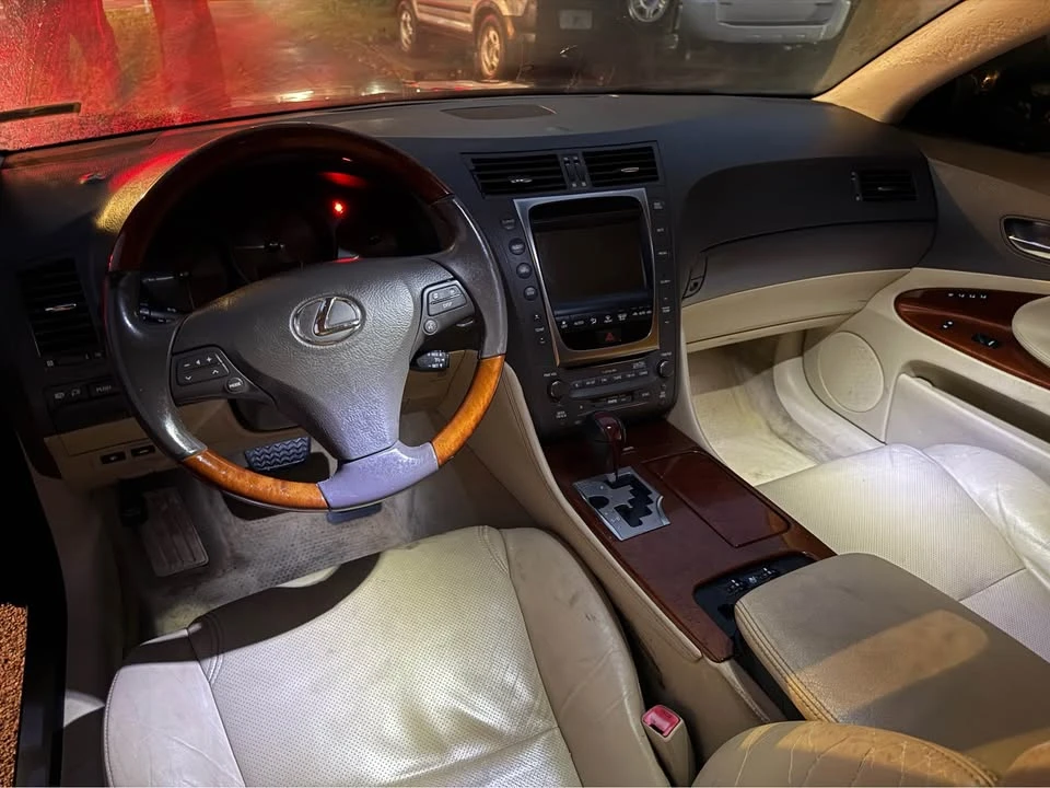 2009 Lexus GS 3rd Gen - Image 3 of 11