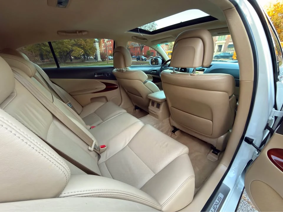 2009 Lexus GS 3rd Gen - Image 9 of 18