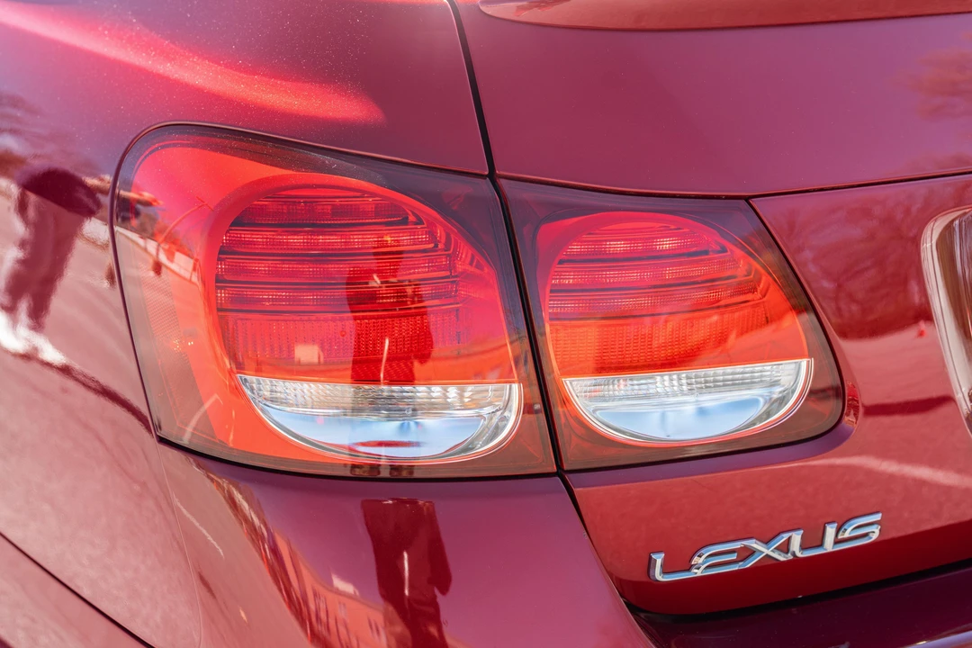 2009 Lexus GS 3rd Gen - Image 19 of 31