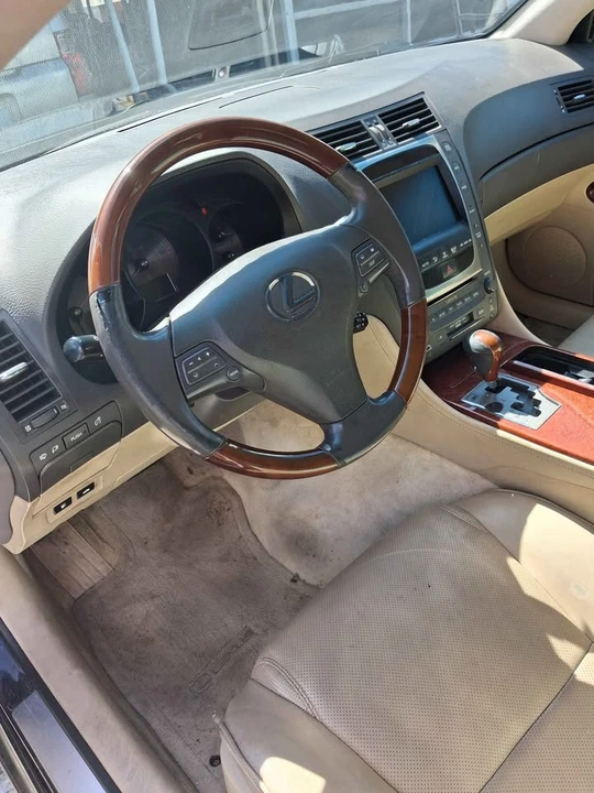 2009 Lexus GS 3rd Gen - Image 4 of 10