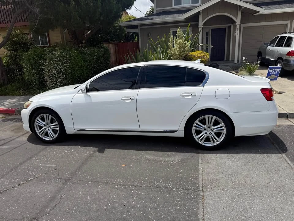 2009 Lexus GS 3rd Gen - Image 2 of 17