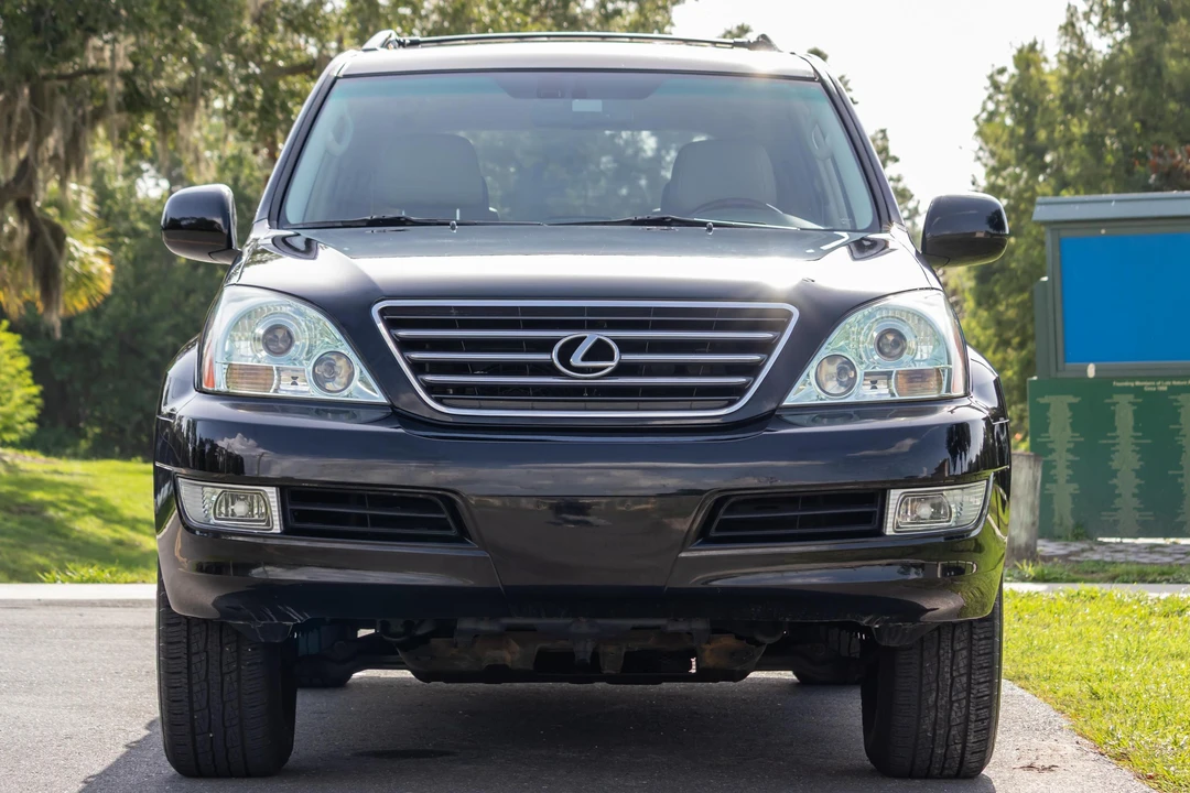 2009 Lexus GX 1st Gen - Image 2 of 31