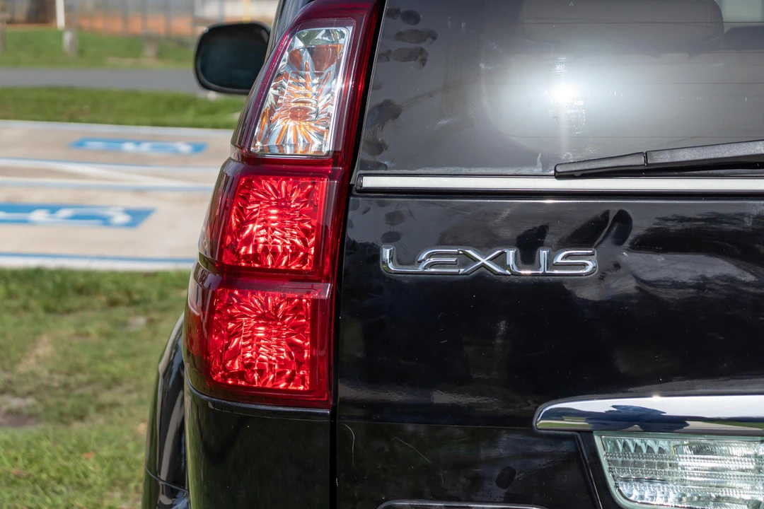 2009 Lexus GX 1st Gen - Image 22 of 31