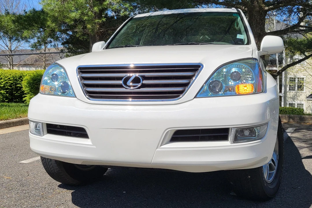 2009 Lexus GX 1st Gen - Image 2 of 31