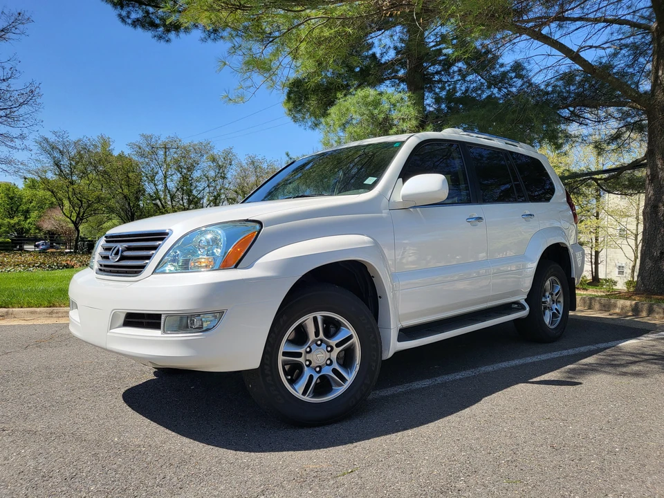 2009 Lexus GX 1st Gen - Image 13 of 31