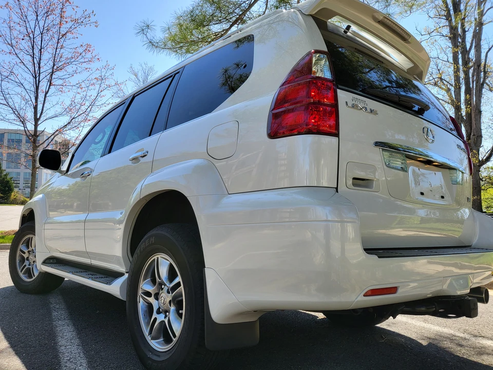 2009 Lexus GX 1st Gen - Image 19 of 31