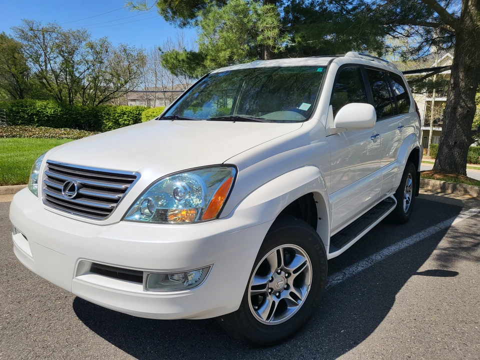 2009 Lexus GX 1st Gen - Image 12 of 31