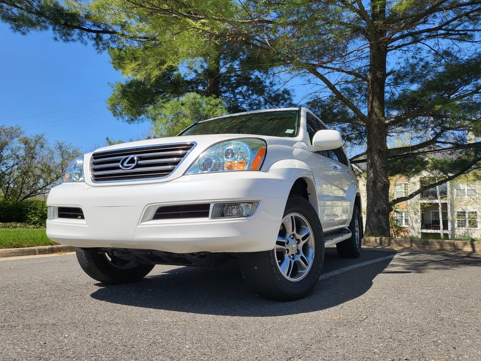 2009 Lexus GX 1st Gen - Image 9 of 31