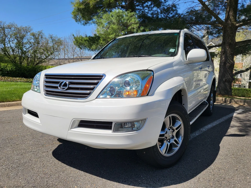 2009 Lexus GX 1st Gen - Image 10 of 31