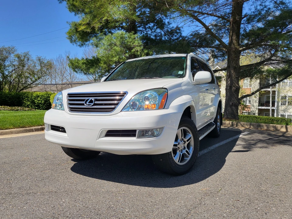 2009 Lexus GX 1st Gen - Image 8 of 31