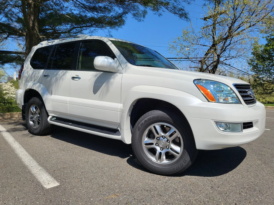 2009 Lexus GX 1st Gen - Image 27 of 31