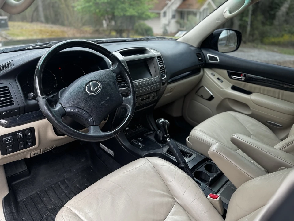 2009 Lexus GX 1st Gen - Image 5 of 21