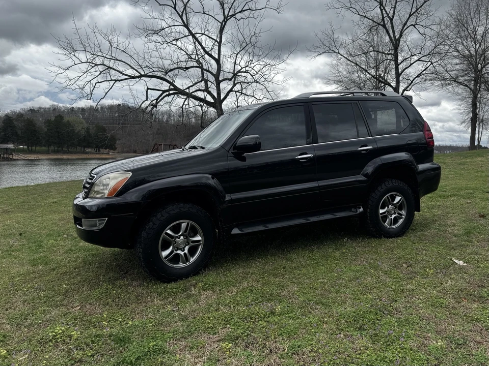 2009 Lexus GX 1st Gen - Image 2 of 21