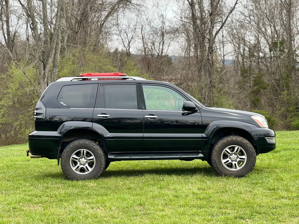 2009 Lexus GX 1st Gen - Image 21 of 31